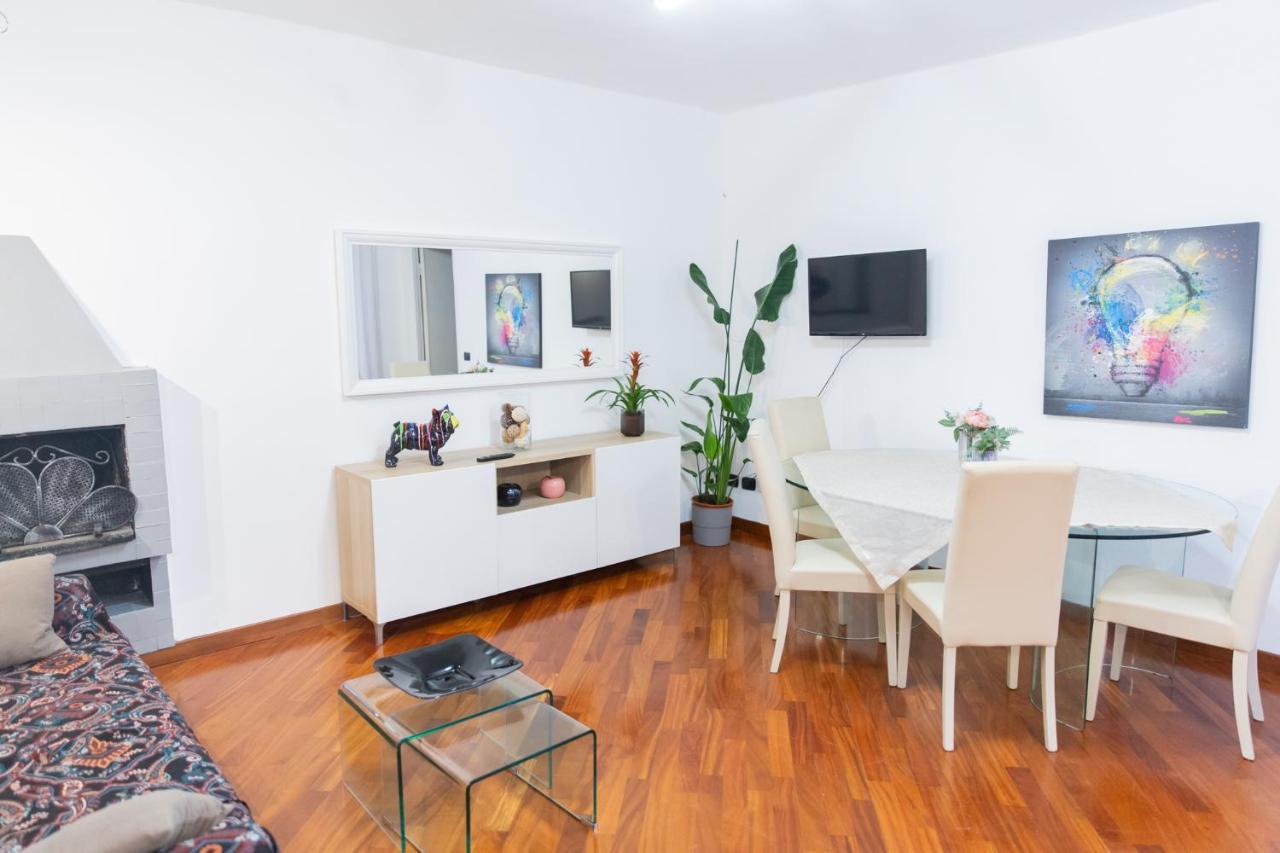 דירות מילאנו Sweet House Corso Genova מראה חיצוני תמונה